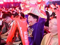 LD 乐动APP下载-足球赛场球迷舞蹈